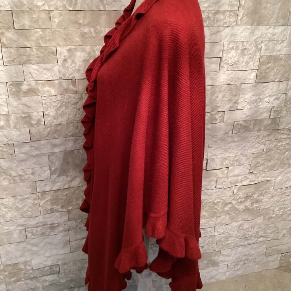 April Marin Ruffle Poncho/Shawl - Picture 4 of 6